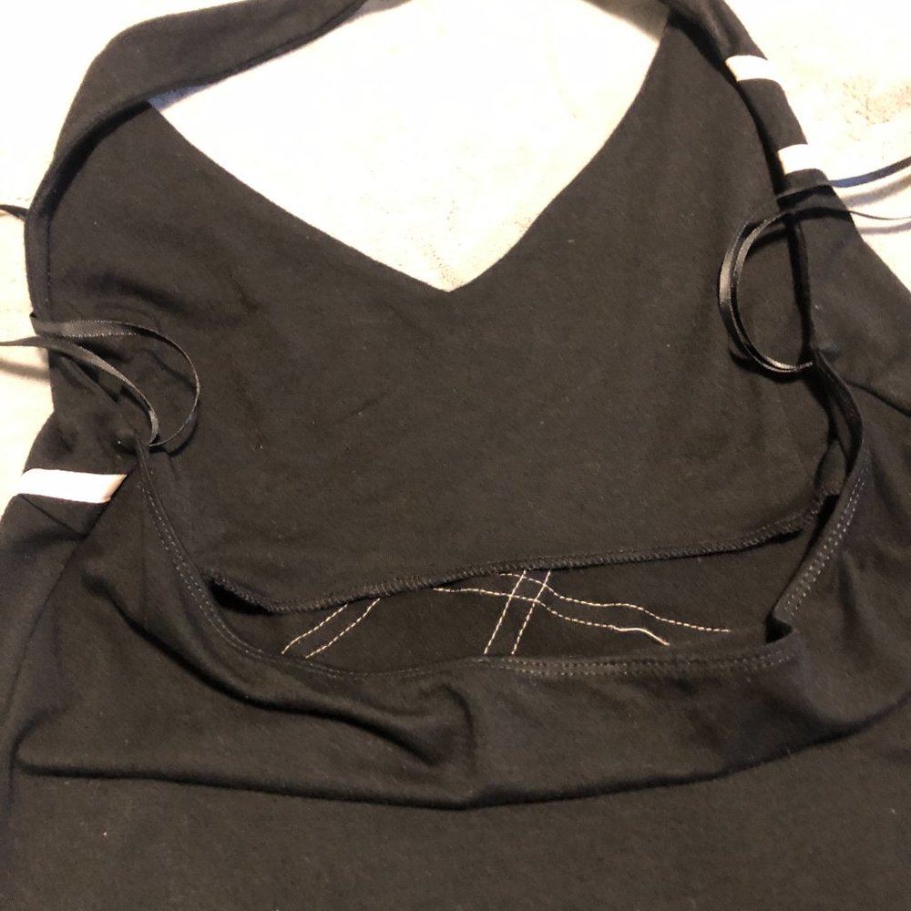 Gorgeous Nicole Miller Halter - Picture 5 of 13